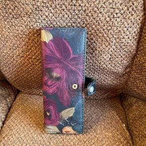 Patricia Nash card holder